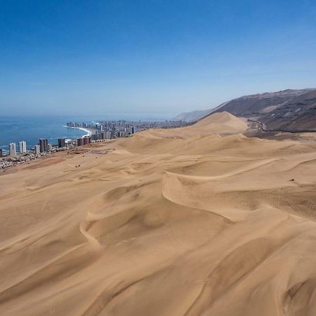 إكيكي Hotel Mediterraneo المظهر الخارجي الصورة
