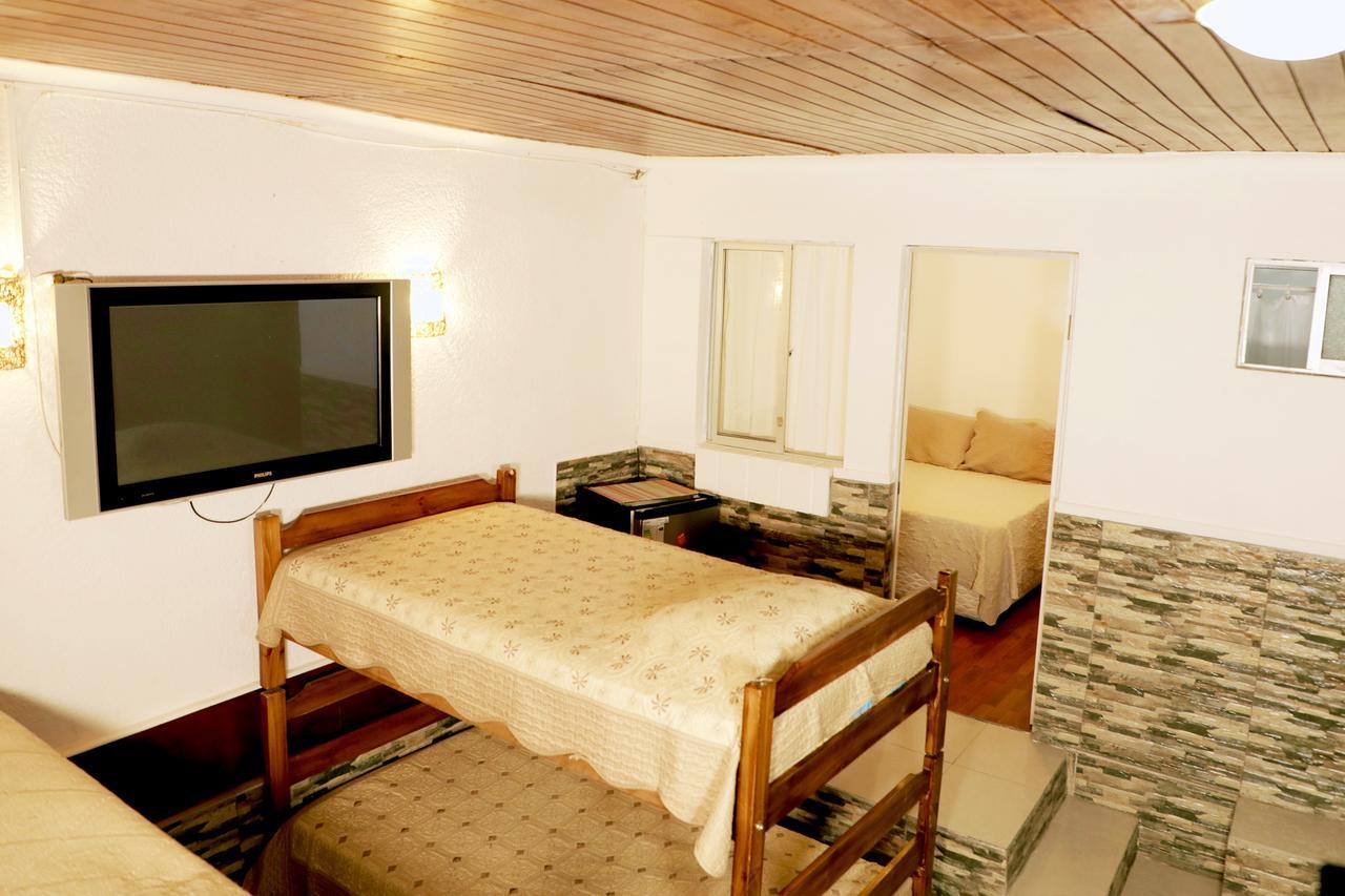 إكيكي Hotel Mediterraneo المظهر الخارجي الصورة