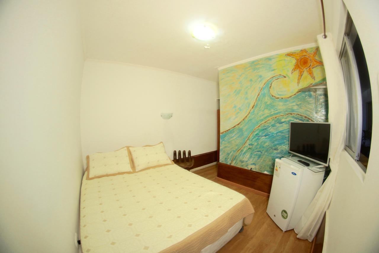 إكيكي Hotel Mediterraneo المظهر الخارجي الصورة